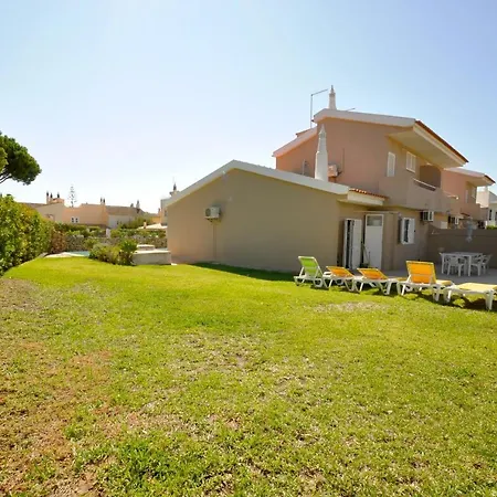 Villa Modern, Comfortable And Well Equipped Private Pool Quarteira