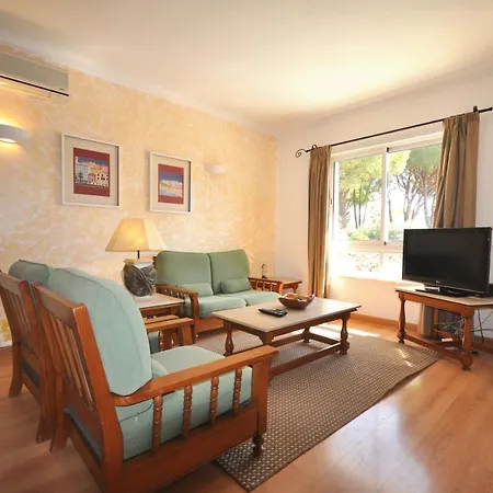 Modern, Comfortable And Well Equipped Private Pool *