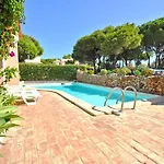 Stylish And Well-equipped, Private Pool, Close To Amenities, Free Ac Wifi