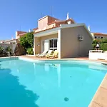 Stylish And Well-equipped, Private Pool, Close To Amenities, Free Ac Wifi * Quarteira