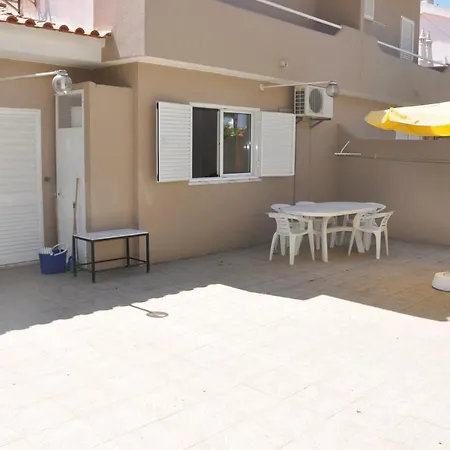 Stylish And Well-equipped, Private Pool, Close To Amenities, Free Ac Wifi 别墅