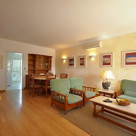 Stylish And Well-equipped, Private Pool, Close To Amenities, Free Ac Wifi *