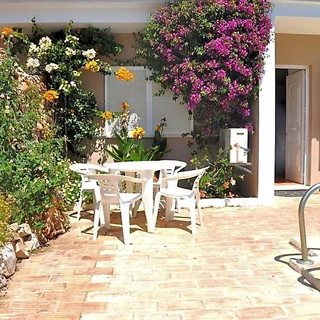Stylish And Well-equipped, Private Pool, Close To Amenities, Free Ac Wifi