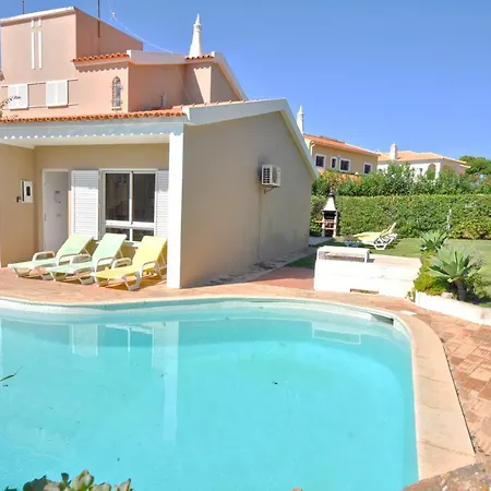 Stylish And Well-equipped, Private Pool, Close To Amenities, Free Ac Wifi * Quarteira