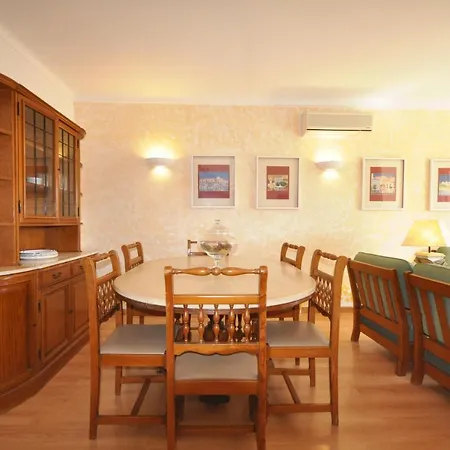 Stylish And Well-equipped, Private Pool, Close To Amenities, Free Ac Wifi