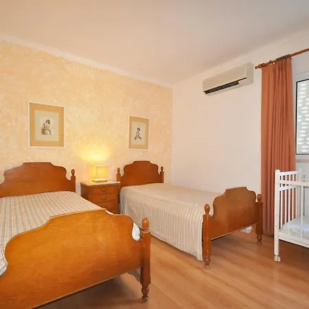 Stylish And Well-equipped, Private Pool, Close To Amenities, Free Ac Wifi Villa *